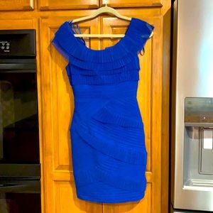 Cocktail dress - blue sapphire, BCBG sz 4
